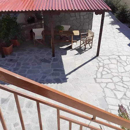 Grandpa's House & Coffee-shop *