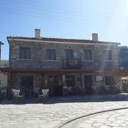 Grandpa's House & Coffee-shop Apartamento Florina